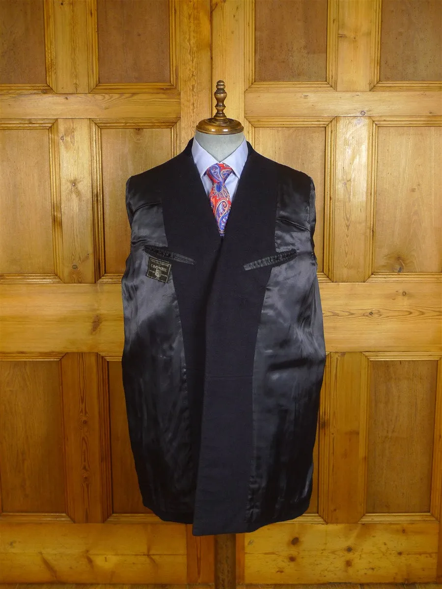 24/0968 stunning vintage bespoke tailored crombie wool & cashmere navy blue overcoat w/ silk velvet collar 38-39 short