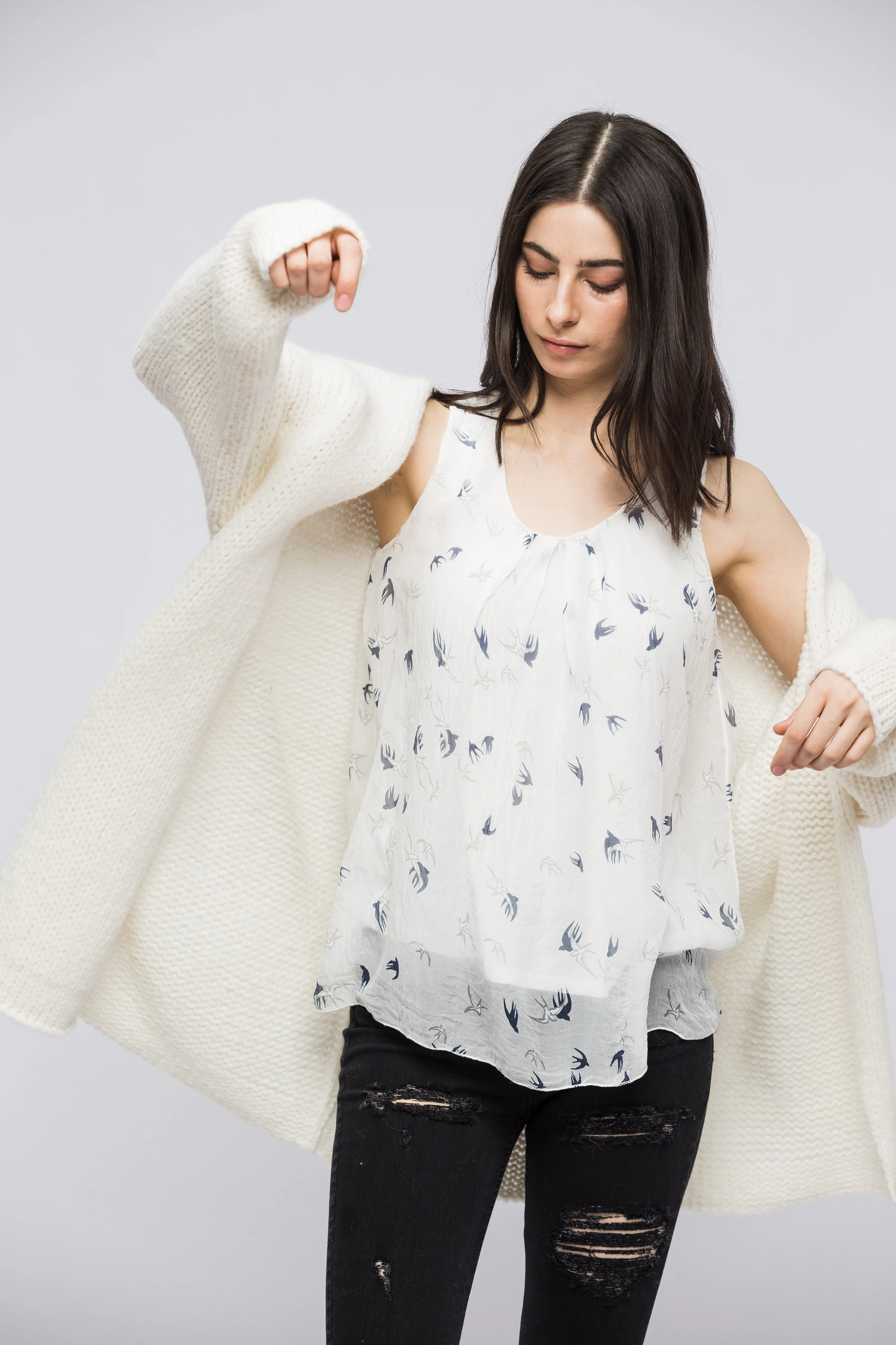 Alpaca Oversized Chunky woman  knit cardigan- Off white.