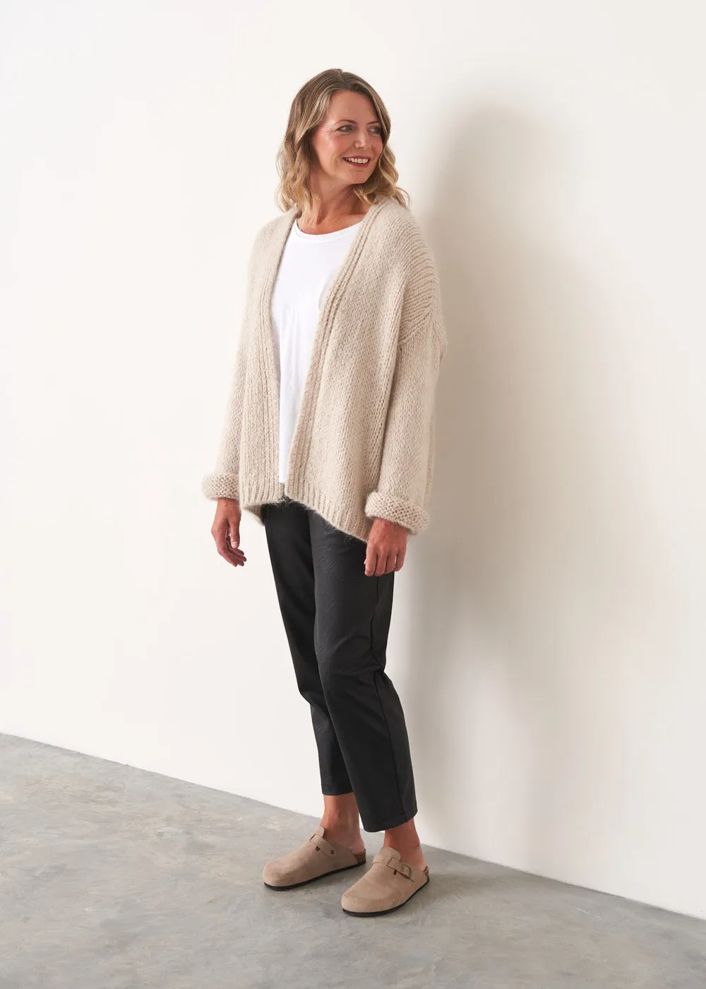 DINA CHUNKY KNIT CARDIGAN - OATMEAL