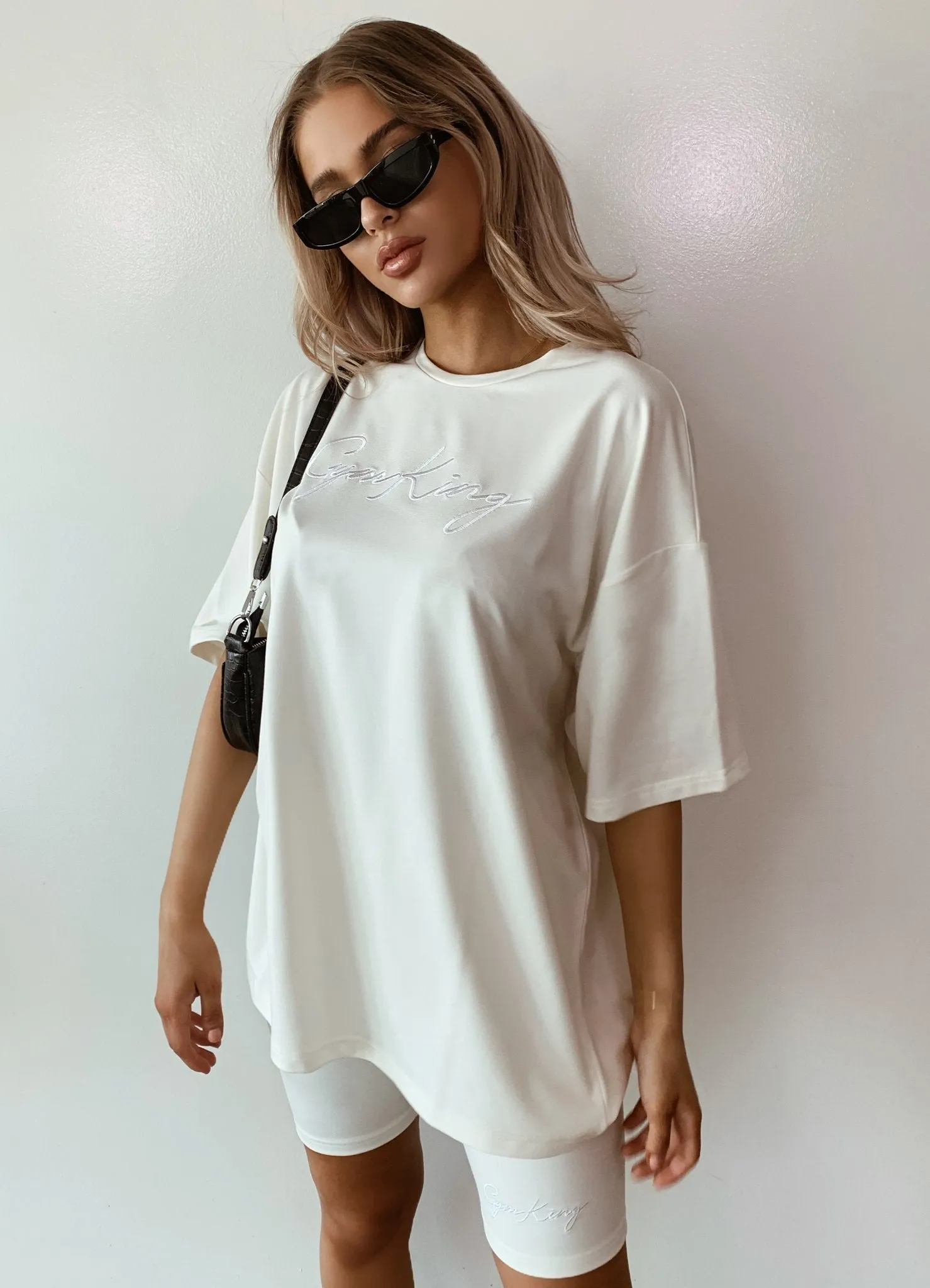 Gym King Script Oversized Tee - Cream