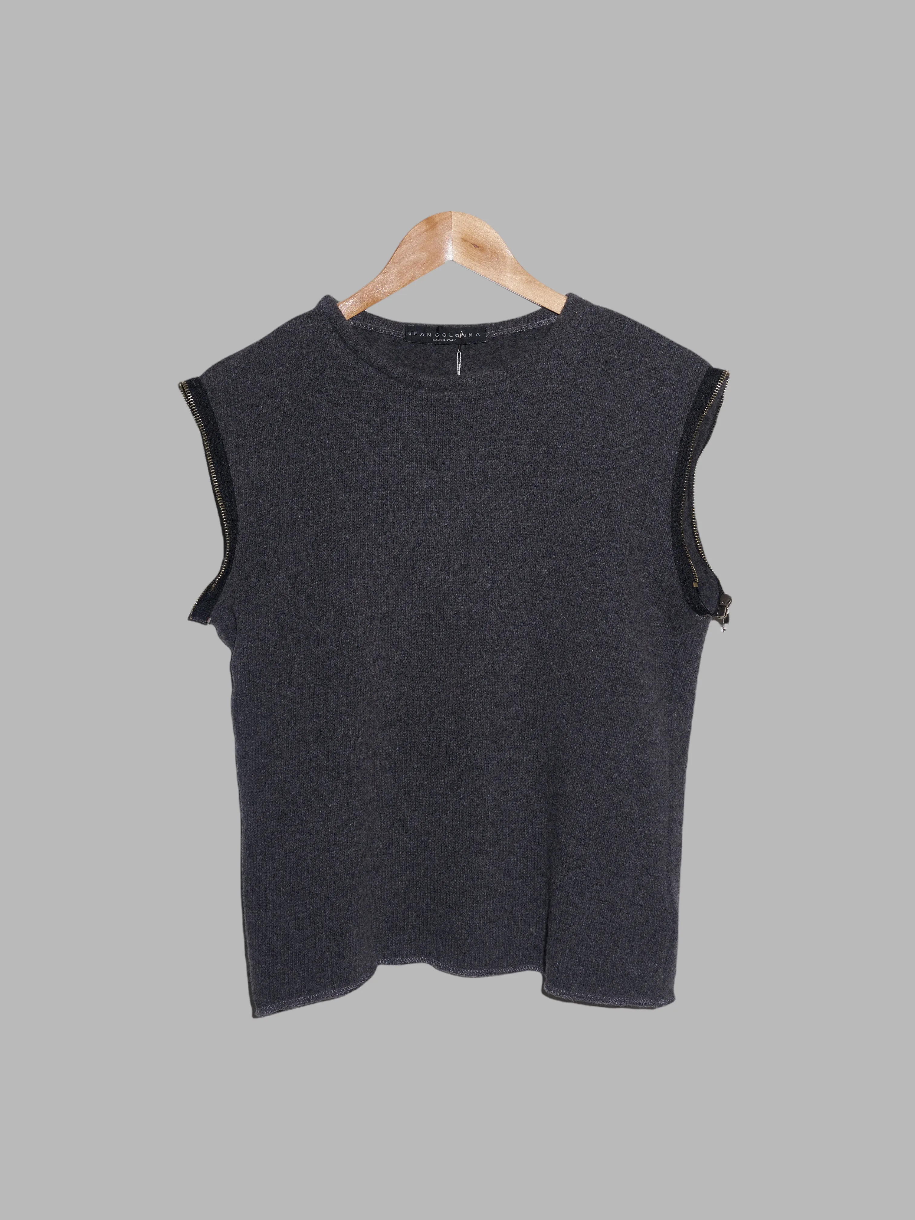 Jean Colonna dark grey jumper with zip off sleeves - S