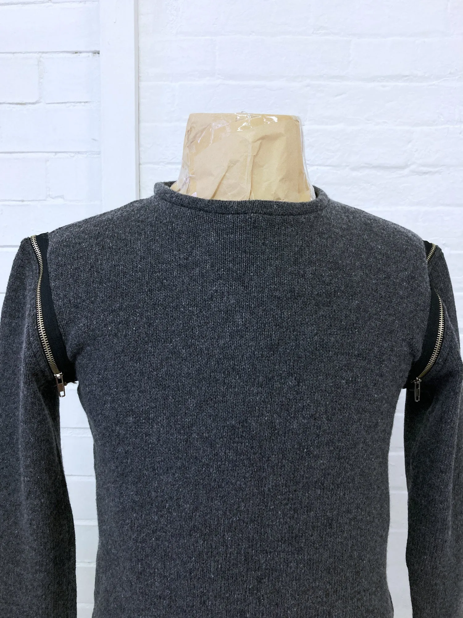 Jean Colonna dark grey jumper with zip off sleeves - S