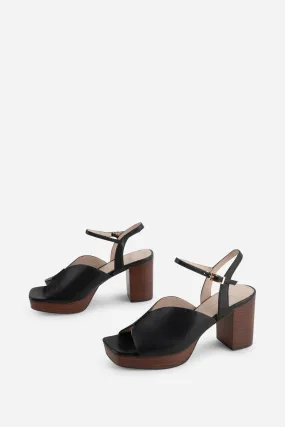 ZURICH STACKED WOOD PLATFORM HEEL